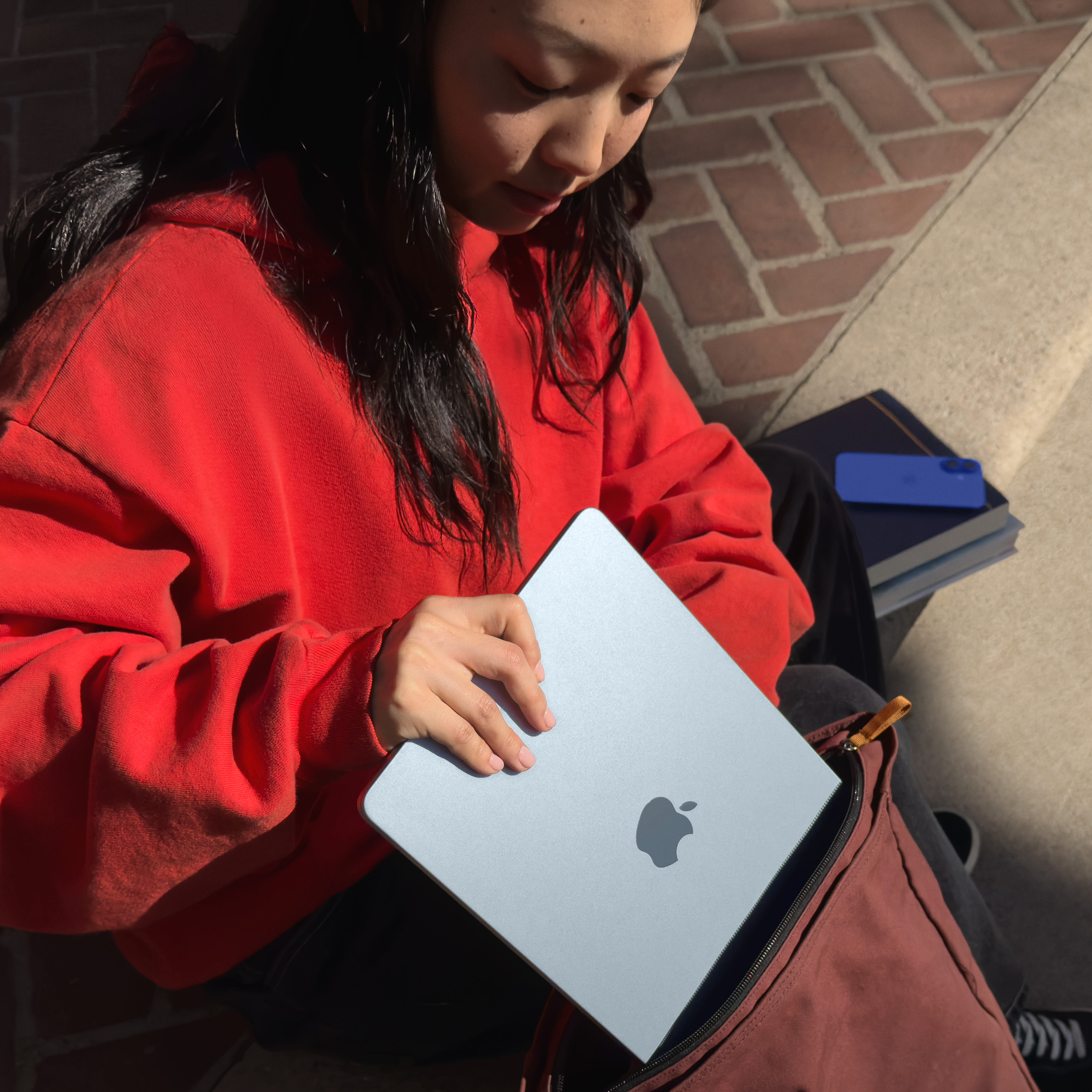 Apple MacBook Air - M4 - Apple M4 8-core - 16 GB RAM - 256 GB SSD - 34.46 cm (13.6")