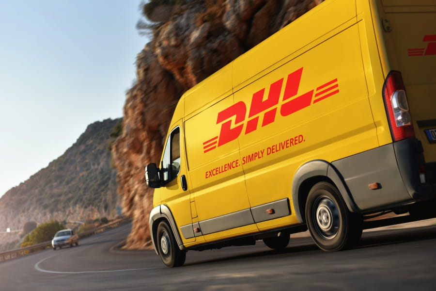 VERSAND_Cloudmarkt_900_600_DHL