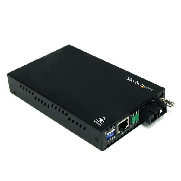 StarTech.com 10/100 Mbit/s Ethernet Single Mode LWL / Glasfaser SC Medienkonverter 30 km