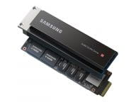 Samsung SSDs MZQL2960HCJR-00A07 2